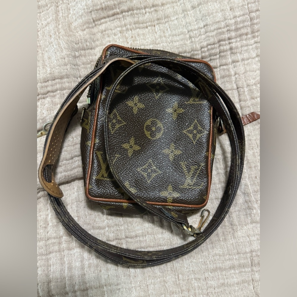 Louis Vuitton mini‎ Danube with strap